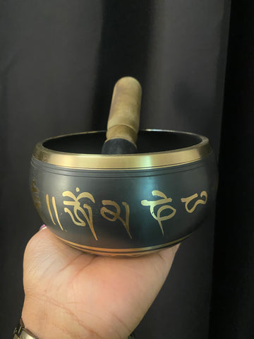 Medium Om Black & Gold Singing Bowl